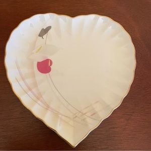Mikasa Valentine’s Day Heart Shaped Dish “Anthurium”